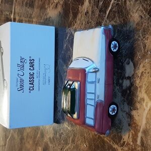 Dept 56 Snow Village Classic Car